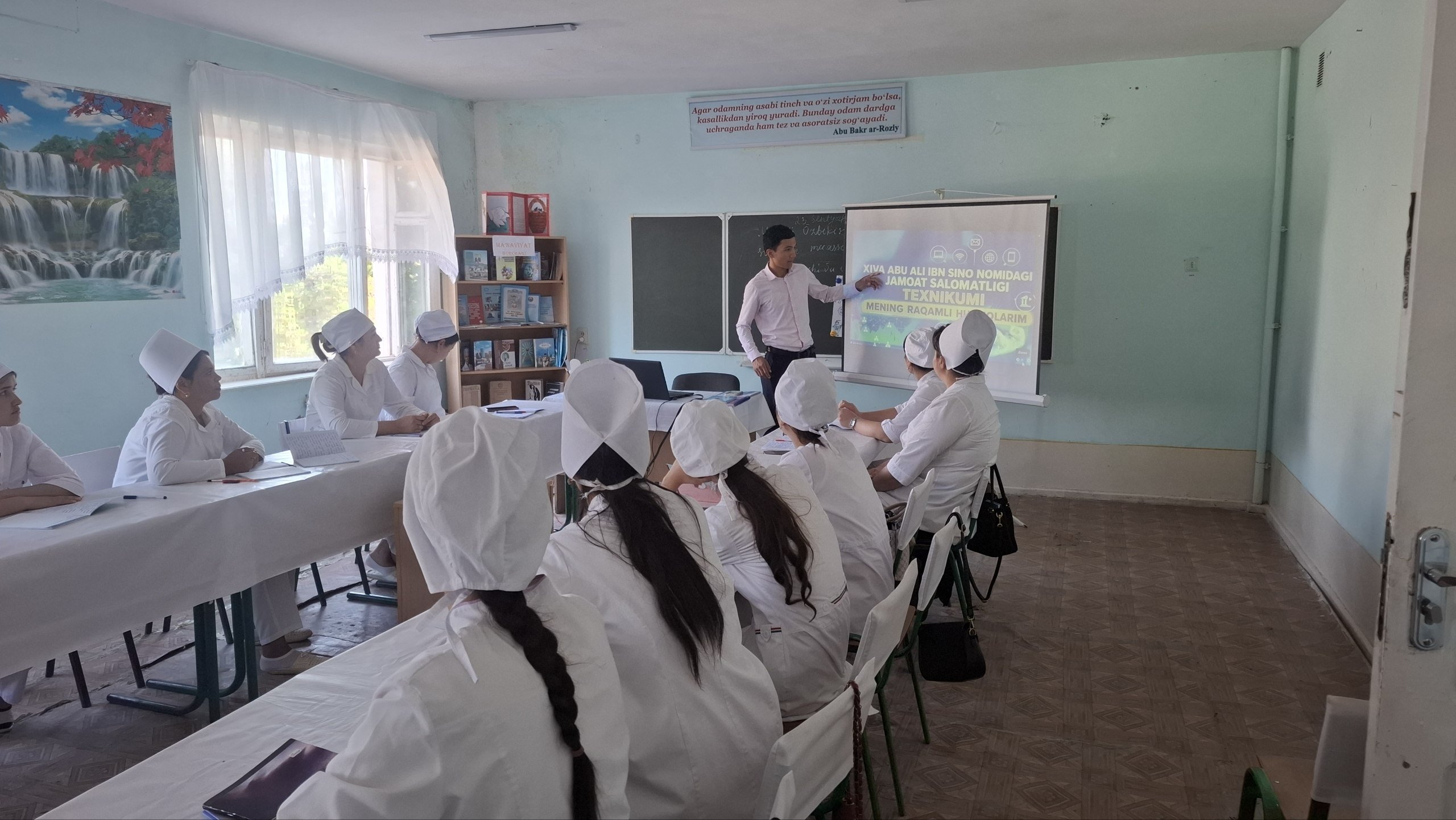 "Mening raqamli huquqlarim"mavzusida trening tashkil etildi.