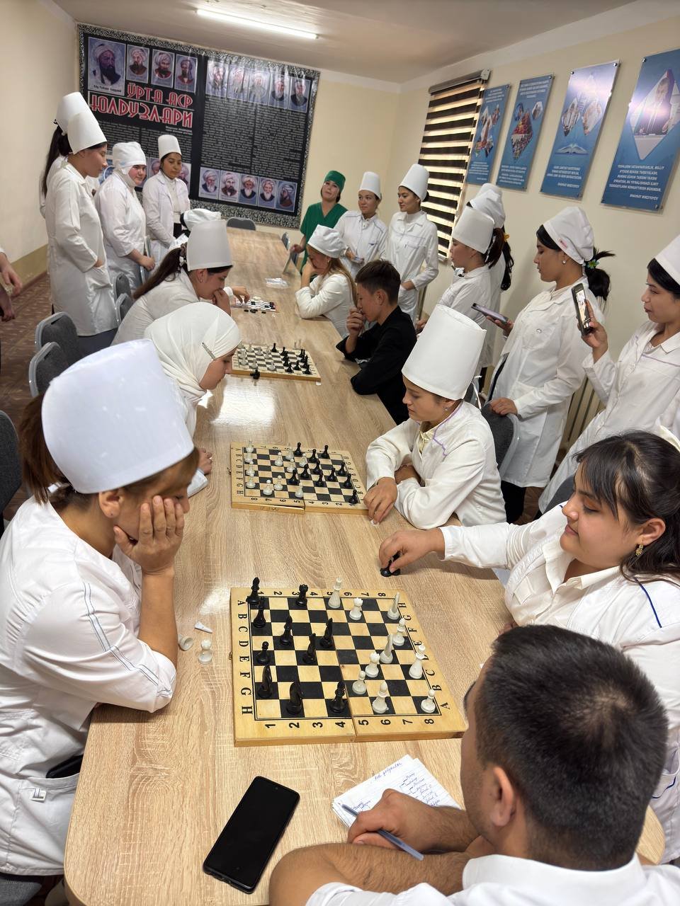 Besh tashabbus olimpiyadasi doirasida shashka bo`yicha o`tkazilgan musobaqadan foto lavhalar