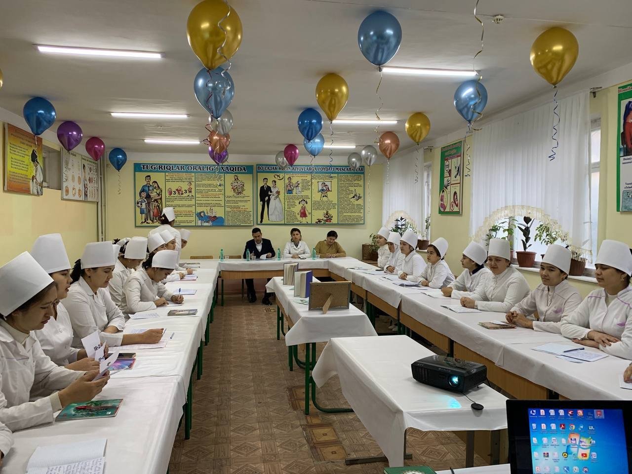Xiva Abu Ali ibn Sino nomidagi J. S.Texnikumida 8-dekabr Konstitutsiya kuniga bag`ishlab "Baxtimiz qomusi" nomli ochiq ma`naviyat soati o`tkazildi.