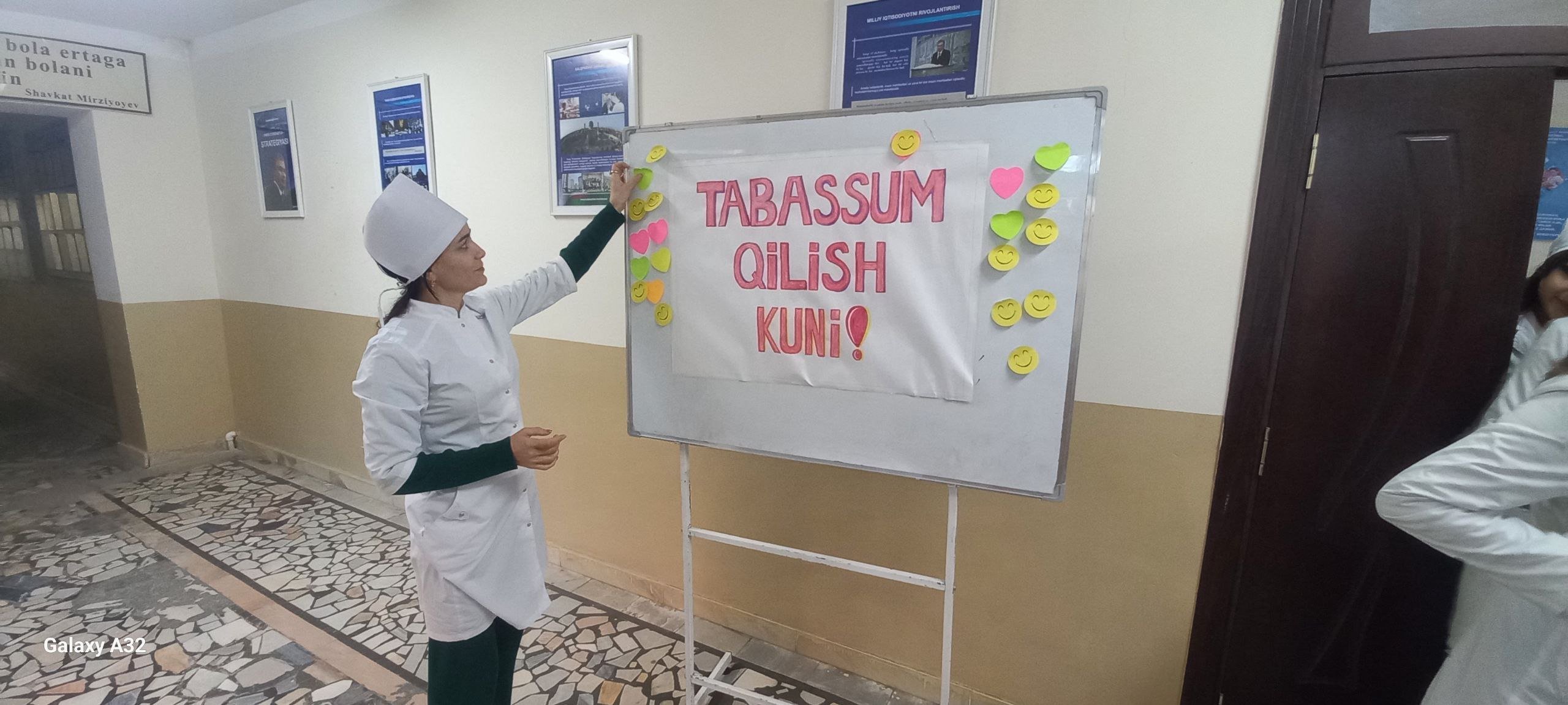 Abu Ali ibn Sino nomidagi  jamoat salomatligi texnikumi Pisixoliglari bilan o`quvchilar ishtirokida Tabbasum qilish kuni o`tkazildi TB 102 guruhida pisixologik muhitni o`rganish treningi o`tkazildi.